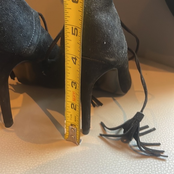 Guess Black Pointy Toe Pumps Lace Up Suede Material - Picture 8 of 8